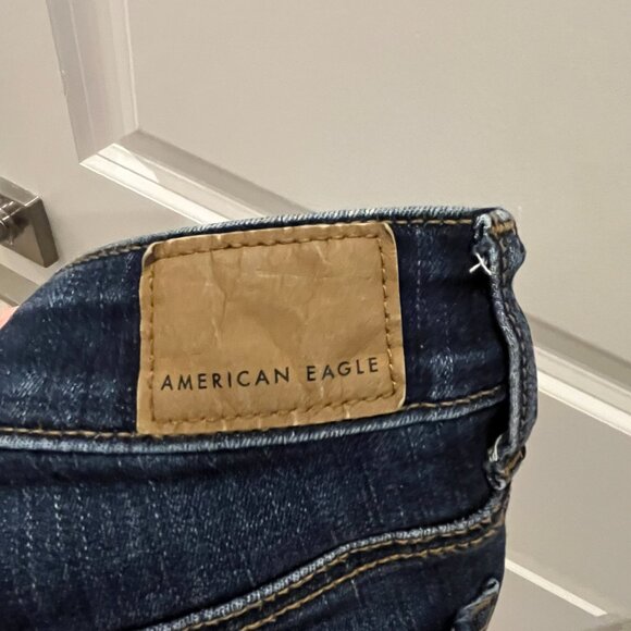 American Eagle Next Level Stretch Hi-Rise Shortie Shorts Size 2 - Picture 3 of 6